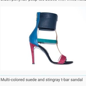 Good condition - worn once! Minor wear on bottom